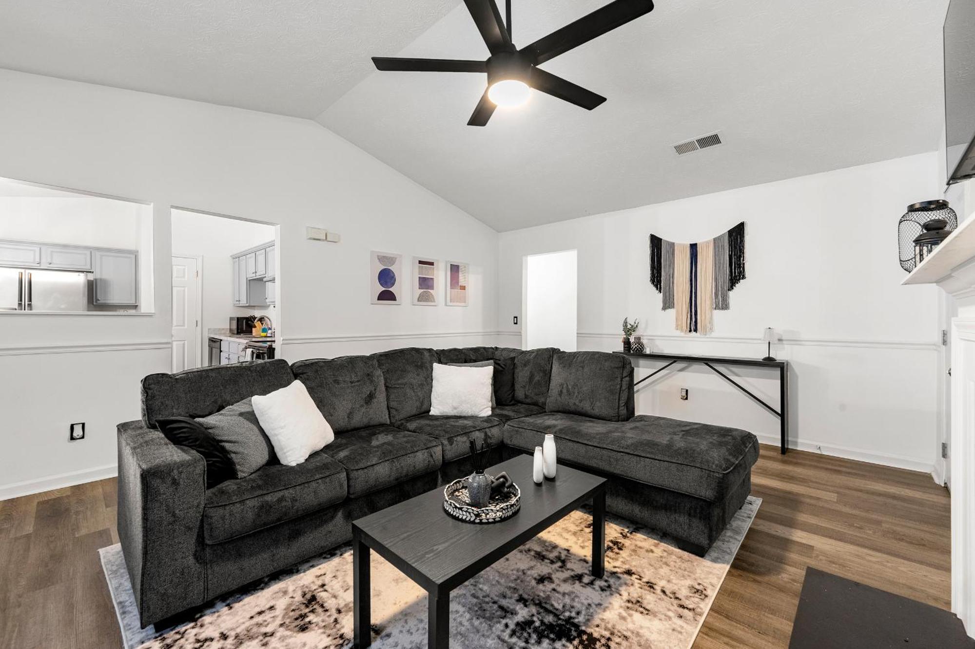 Ferienhaus Charming 3br 2ba Retreat, Cozy *
