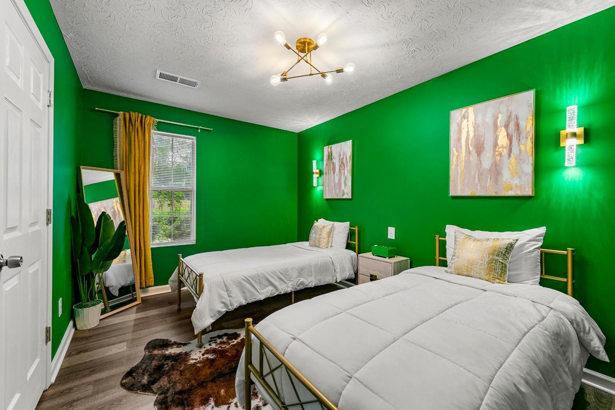 Charming 3br 2ba Retreat, Cozy Decatur